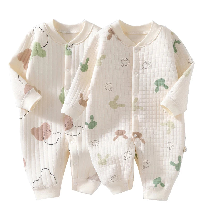 Newborn Pyjama Met Drukknopen En Lange Mouwen 2 Varianten