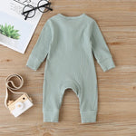 Lange Jumpsuit Voor Baby's Met Knoopdetail Groen Achterkant